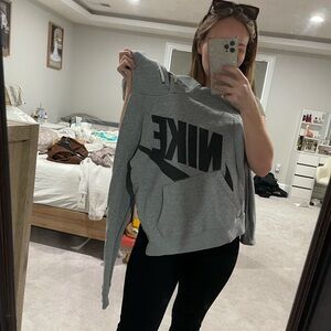 Grey Nike sweatshirt hoodie